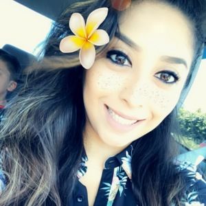 Meet your Posher, Evelyn